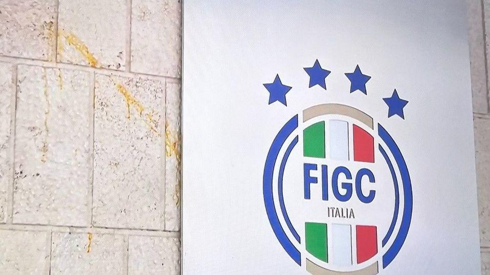 2026世界杯投注app下载-意大利点球大战不敌波黑后，意大利足协总部被人扔了鸡蛋